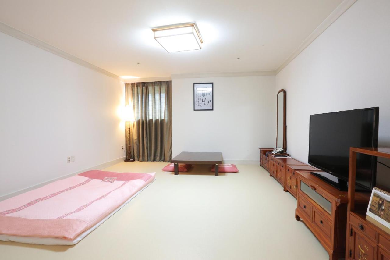 Daegu Aw Hotel מראה חיצוני תמונה